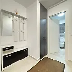 Apartment New In Tractorul, Brasov