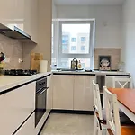 Apartment New In Tractorul, Brasov