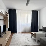 New In Tractorul, Apartment