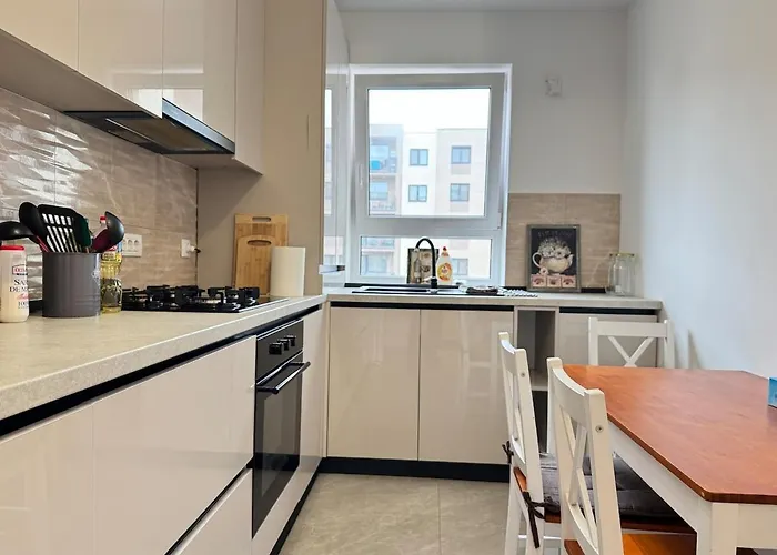 Apartman New In Tractorul, Brassó