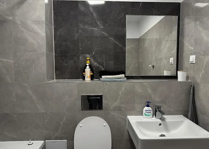 New In Tractorul, Apartman Brassó