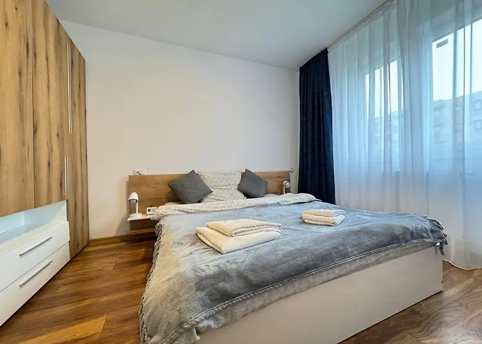 Apartman New In Tractorul, Brassó