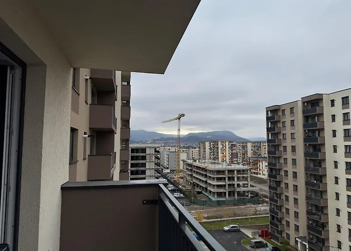 Apartman New In Tractorul,